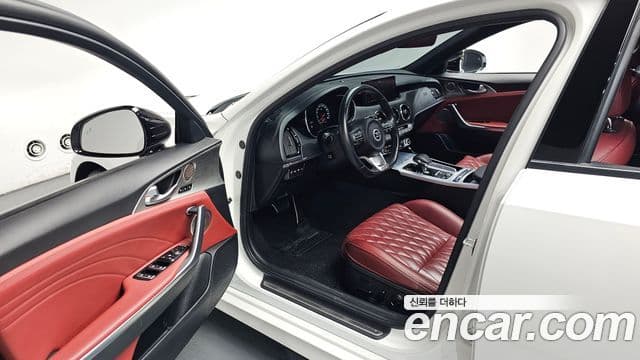 Kia Stinger 2020 — Фото 10/20