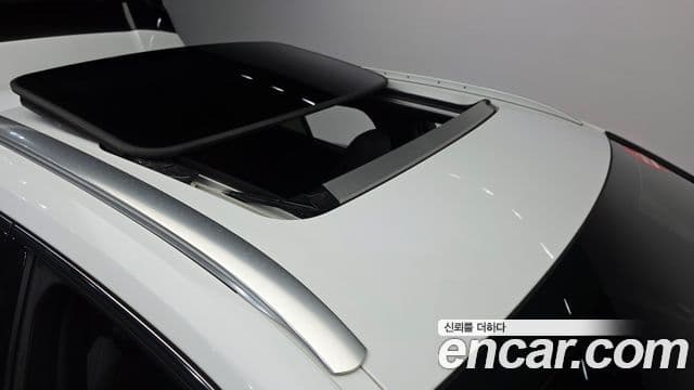 Lexus UX250h 2020 — Фото 19/20