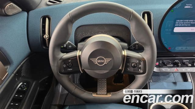 Mini Cooper S Countryman 2024 — ფოტო 35/36