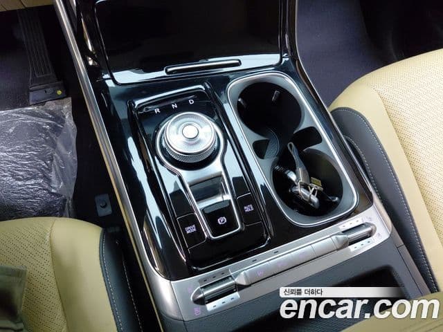 Kia Carnival 2022 — Фото 9/20
