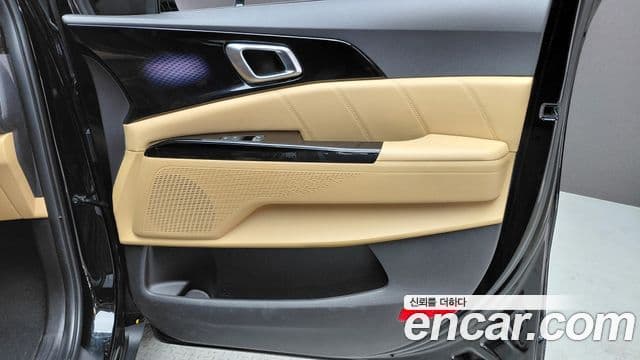 Kia Carnival 2022 — Photo 23/29