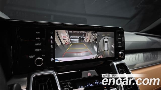 Kia Sorento 2021 — Фото 14/20