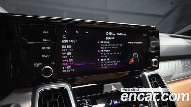 Kia Sorento 2021 — Фото 15/20