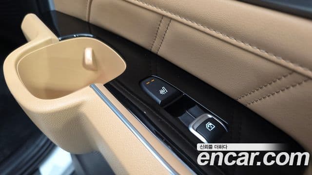 Kia Sorento 2021 — Фото 18/20