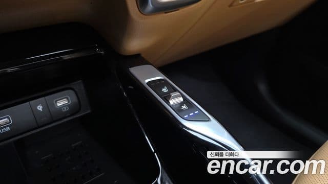 Kia Sorento 2021 — ფოტო 1/46