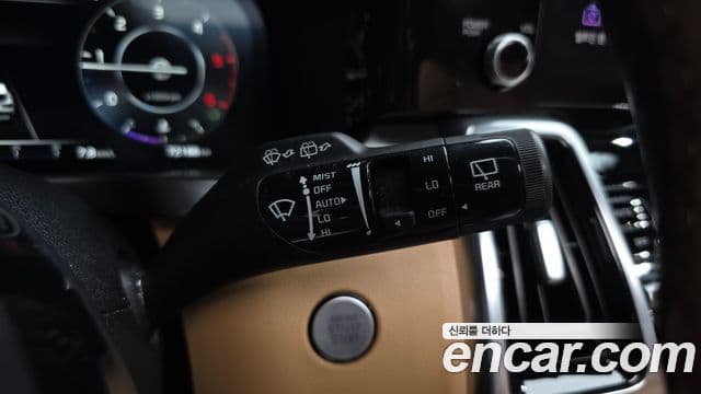 Kia Sorento 2021 — ფოტო 32/46