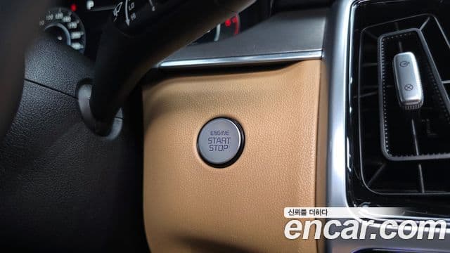 Kia Sorento 2021 — ფოტო 8/46