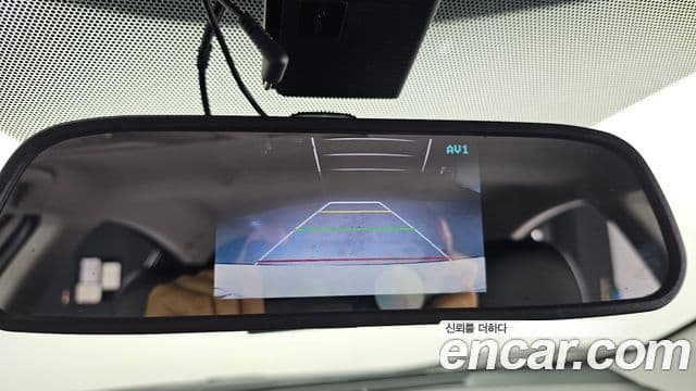 Toyota Prius C 2019 — Şəkil 24/30