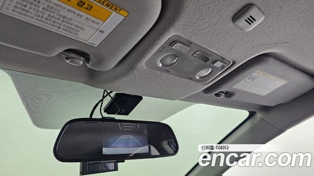Toyota Prius C 2019 — Şəkil 10/30