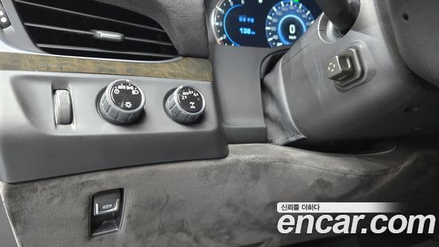 Cadillac Escalade 2019 — Şəkil 2/20