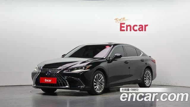 Lexus ES300h 2022 — Şəkil 29/38