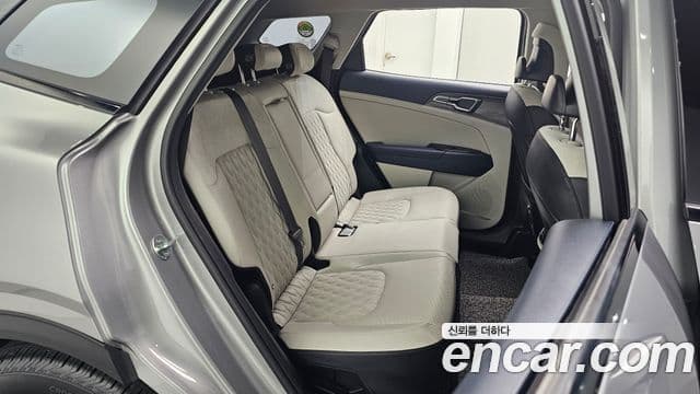 Kia Sportage 2022 — Фото 11/20
