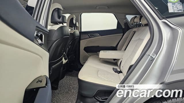 Kia Sportage 2022 — Фото 12/20