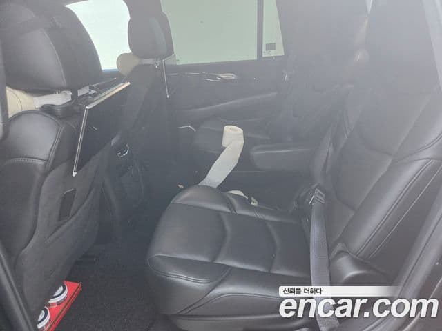 Cadillac Escalade 2020 — ფოტო 9/15