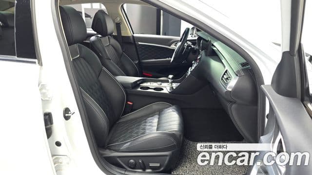 Genesis G70 2021 — Photo 30/32
