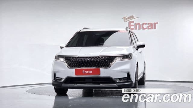 Kia Carnival 2021 — Фото 3/20