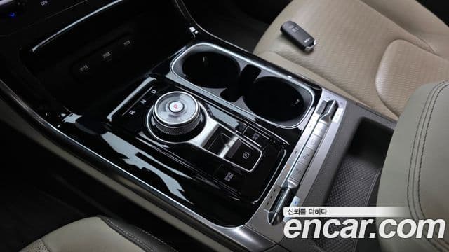 Kia Carnival 2021 — Фото 9/20