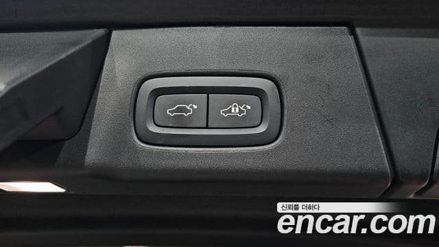 Volvo V90 Cross Country 2019 — ფოტო 6/37