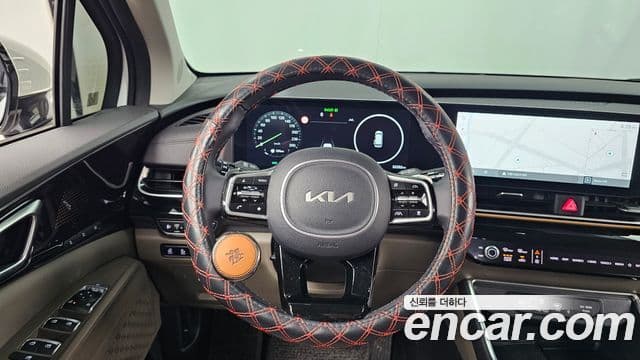 Kia Carnival 2024 — Фото 13/20