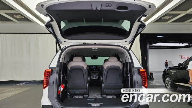Kia Carnival 2024 — Фото 20/20