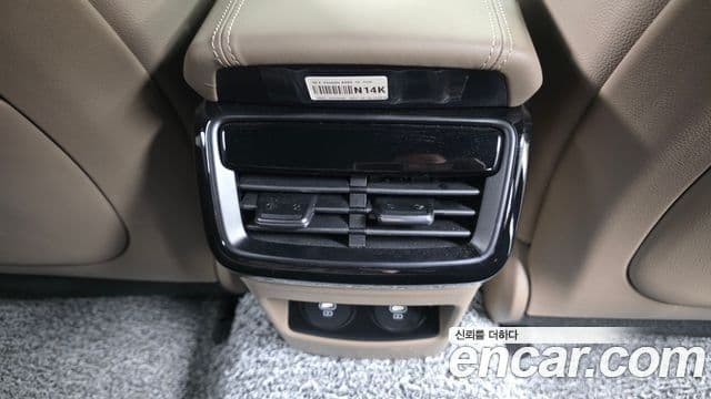 Kia K8 2023 — ფოტო 16/33