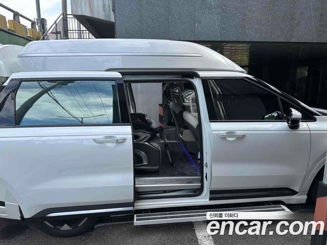 Kia Carnival 2024 — Photo 4/14