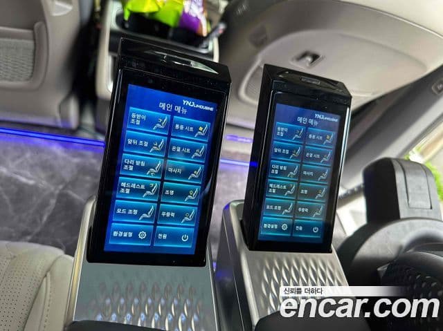 Kia Carnival 2024 — Photo 9/14