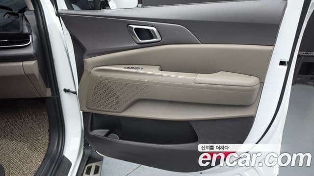 Kia Carnival 2025 — Photo 22/34