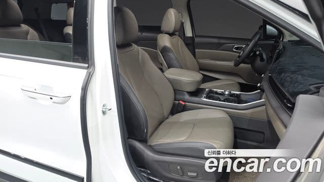 Kia Carnival 2025 — Photo 31/34