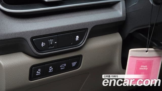 Kia Carnival 2025 — Photo 1/34