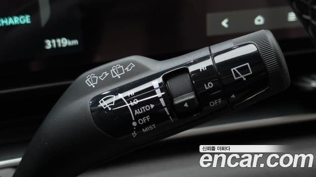 Kia Carnival 2025 — Photo 25/34