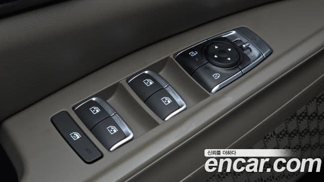 Kia Carnival 2025 — Photo 8/34
