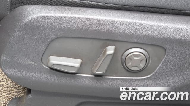 Kia Carnival 2025 — Photo 10/34