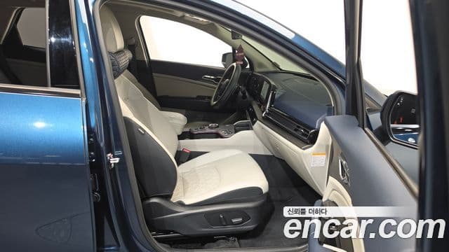 Kia Sportage 2022 — Şəkil 27/36
