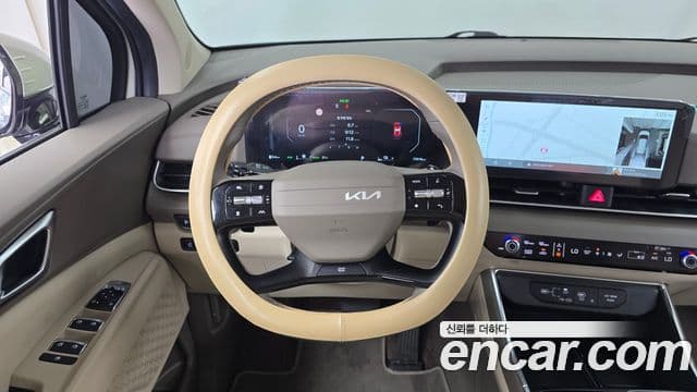 Kia Carnival 2025 — Şəkil 18/31