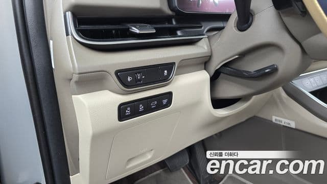 Kia Carnival 2025 — Şəkil 22/31