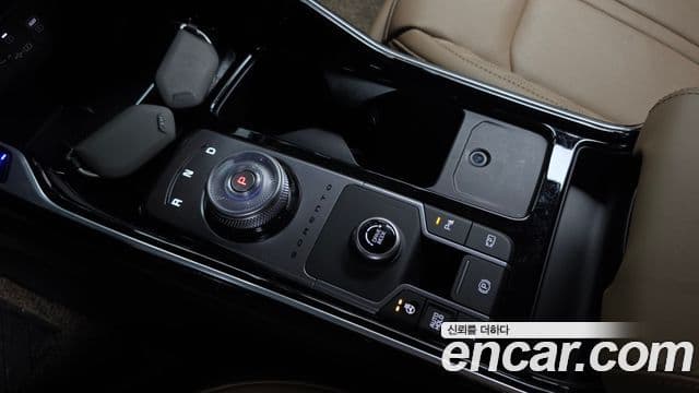 Kia Sorento 2025 — ფოტო 15/20