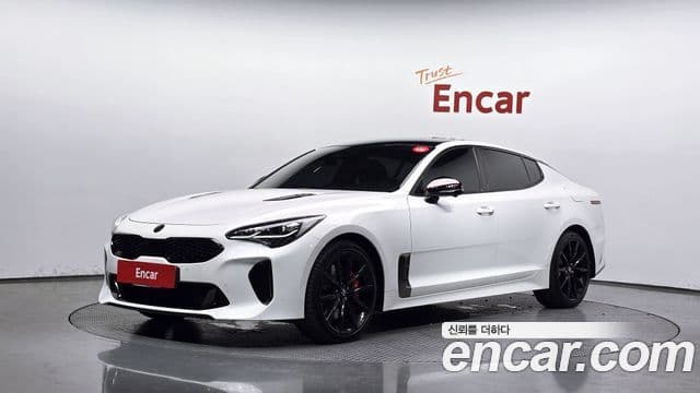 Kia Stinger 2021 — Фото 20/20