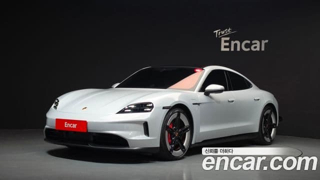 Porsche Taycan 2025 — Photo 1/20