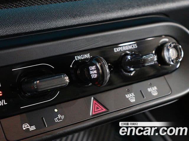 Mini Cooper S Countryman 2025 — Фото 11/20