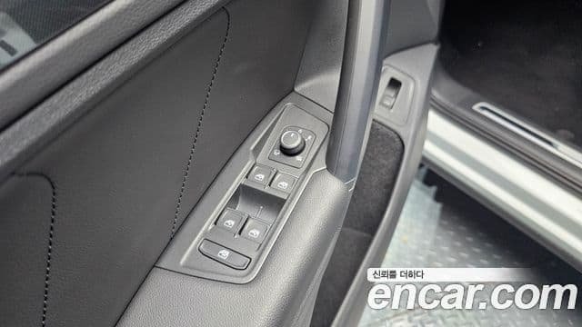 Volkswagen Tiguan 2022 — Photo 4/35