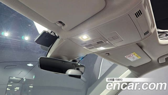 Volkswagen Tiguan 2022 — Photo 20/35