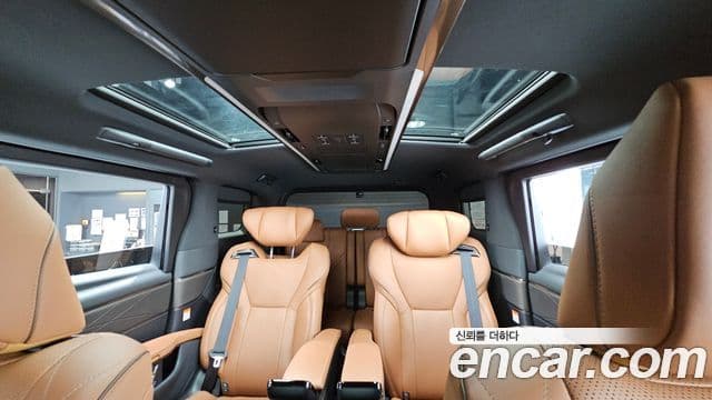 Toyota Alphard 2024 — Şəkil 39/39
