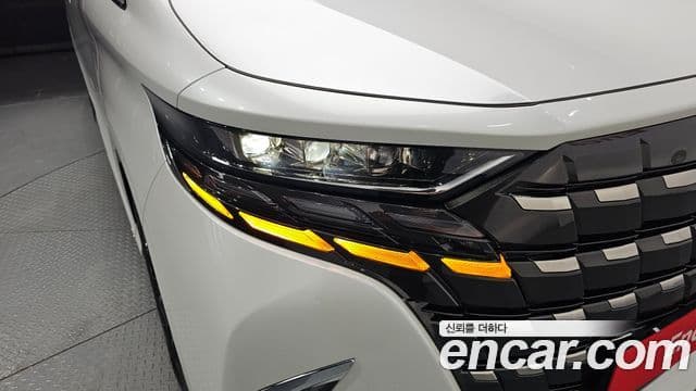 Toyota Alphard 2024 — Şəkil 14/39