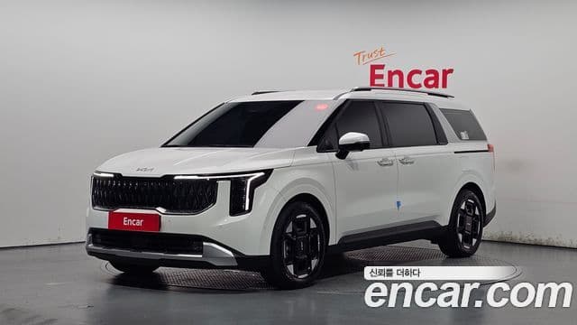 Kia Carnival 2025 — Фото 1/20