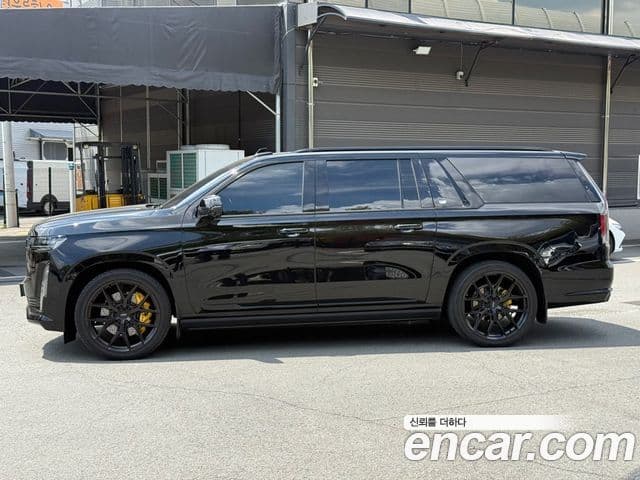 Cadillac Escalade 2023 — Şəkil 2/20