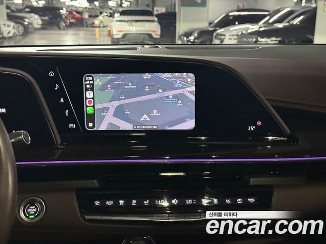 Cadillac Escalade 2023 — Şəkil 11/20