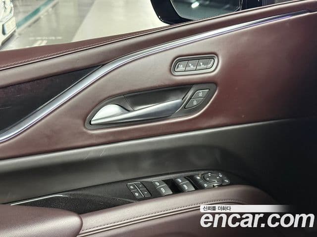Cadillac Escalade 2023 — Şəkil 18/20