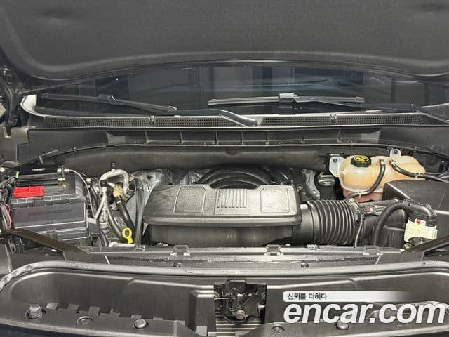 Cadillac Escalade 2023 — Şəkil 4/20