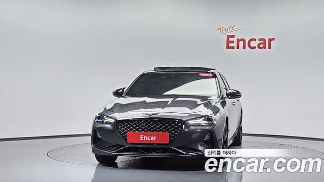 Genesis G70 2019 — Photo 16/34